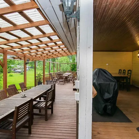 Semesterbostad Kannashovi By Interhome